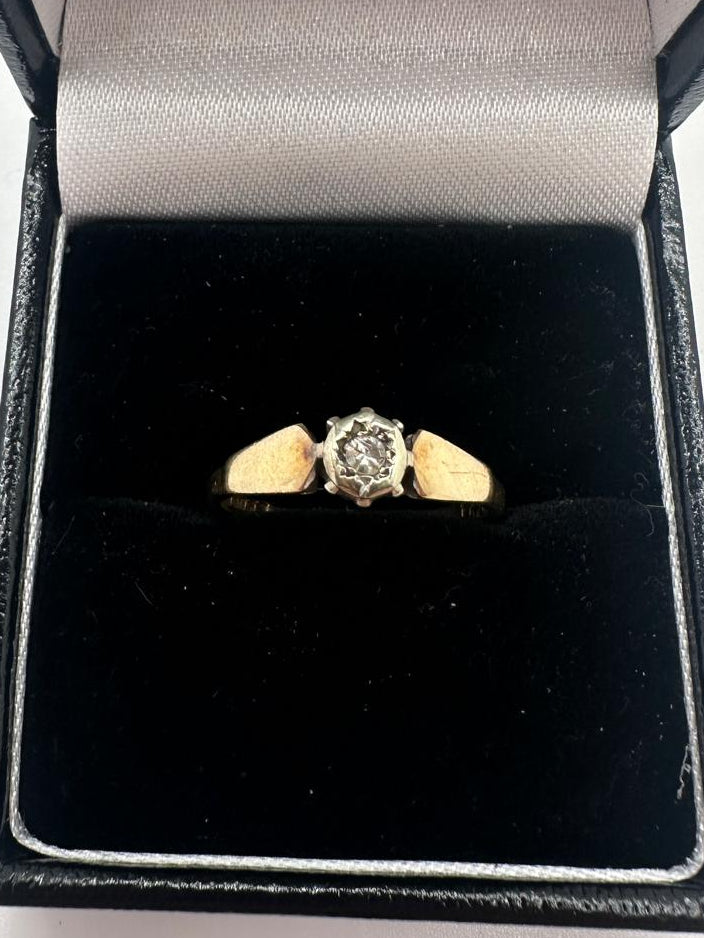 9ct, Gold Ring, 1.9g, Size K