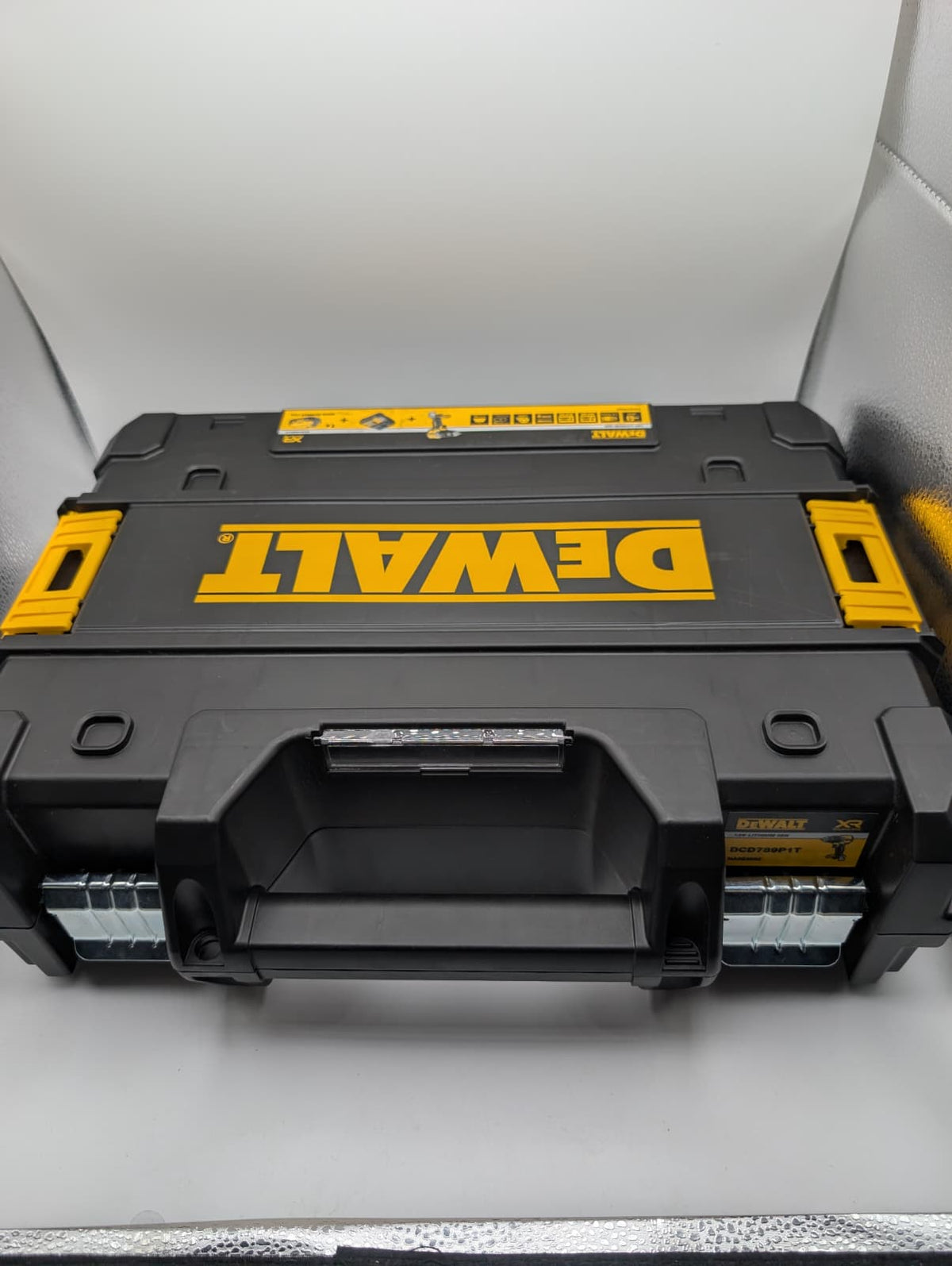 Dewalt DCD789p1t, Grade A