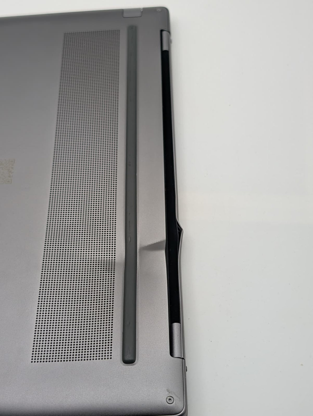 HP Omnibook x Laptop, Grade C