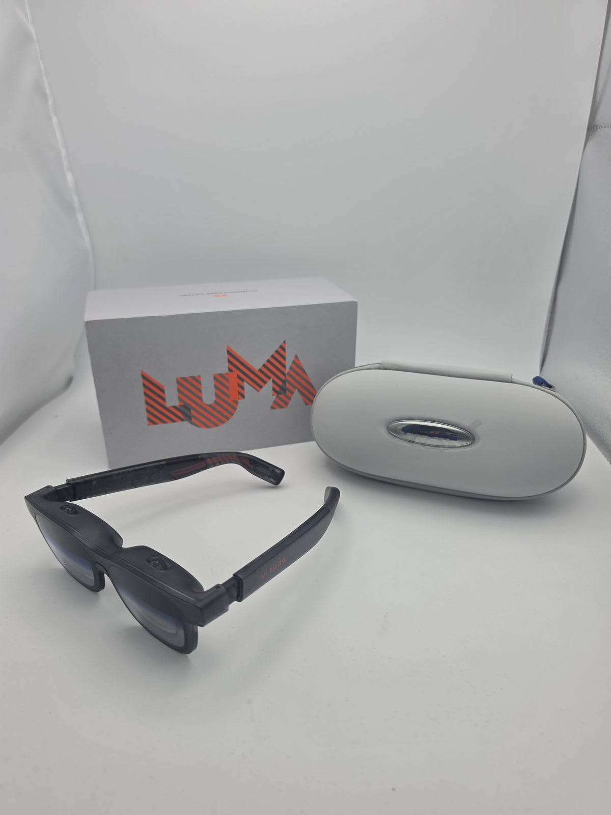 Viture Luma Pro XR Glasses, Black, Grade A