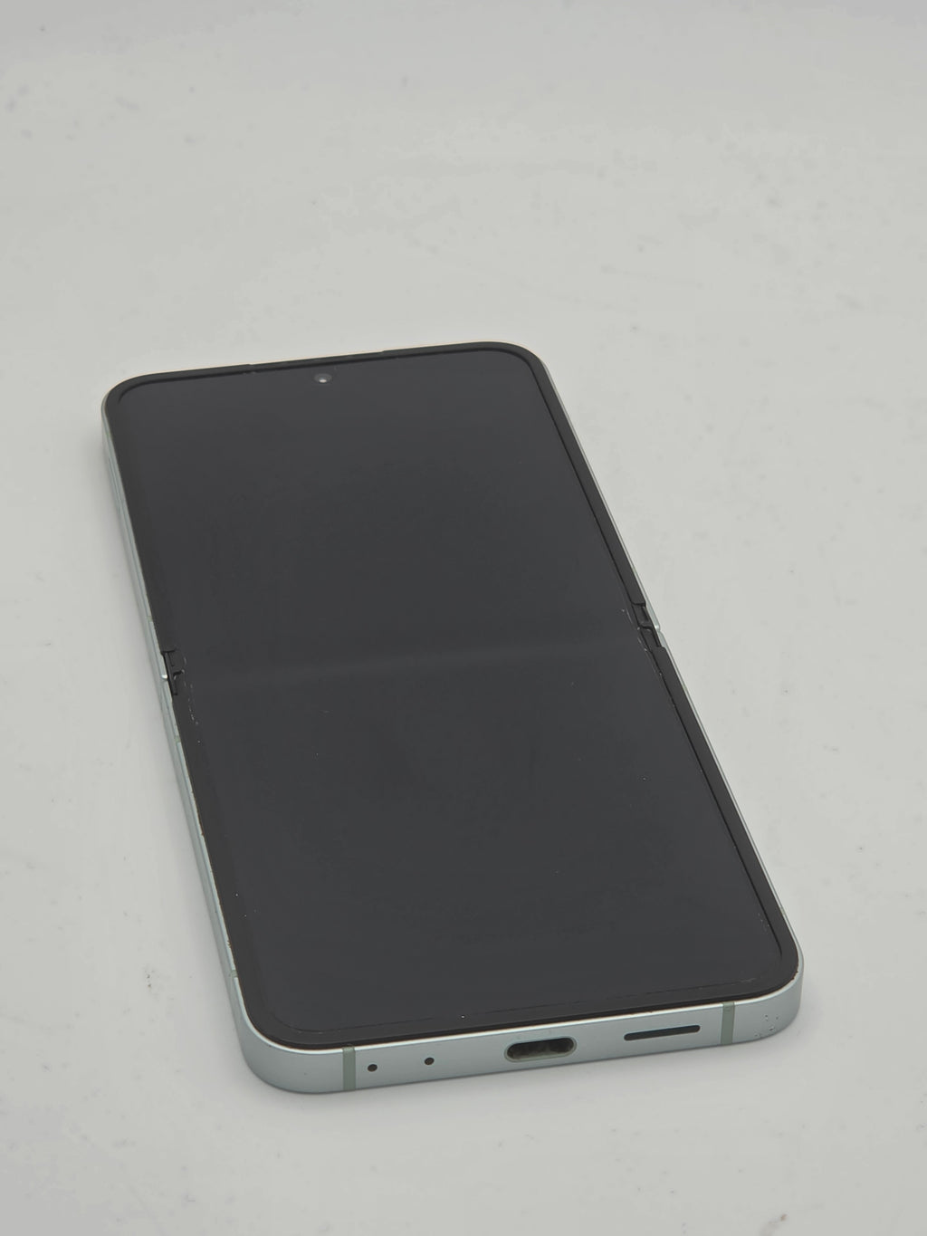 Samsung Galaxy Z Flip 6 256GB Teal, Grade B