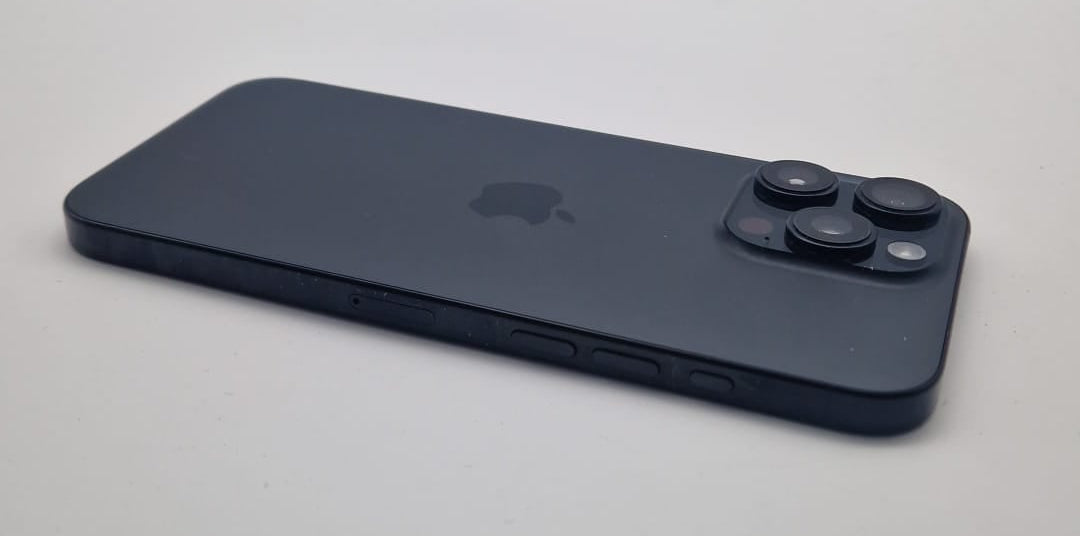 Apple iPhone 16 Pro Max 256gb Black, Grade A
