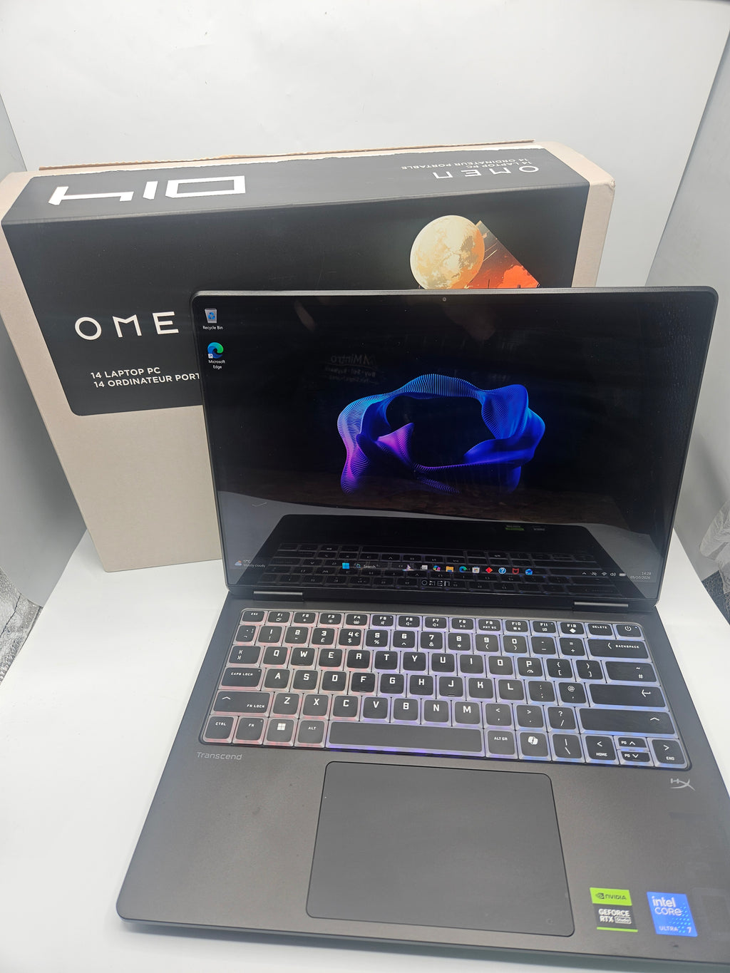 OMEN Transcend 14 gaming laptop 12-fb1505na Black, Grade A