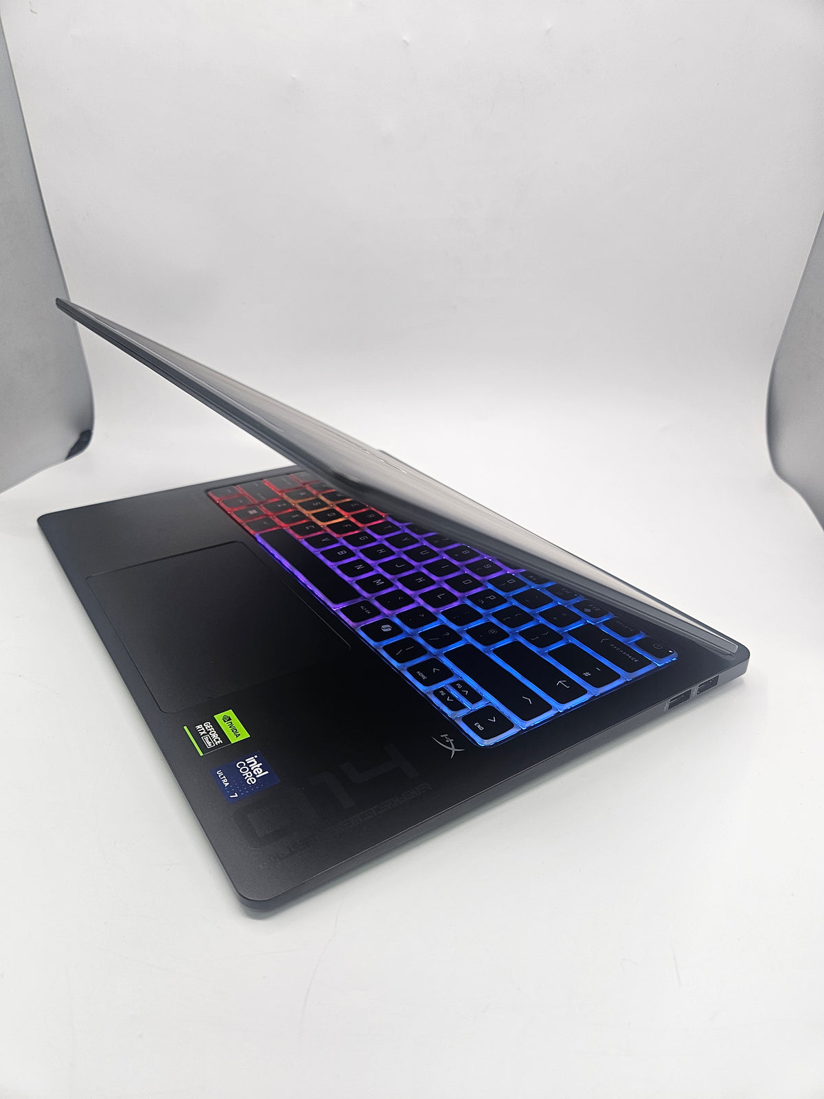 OMEN Transcend 14 gaming laptop 12-fb1505na Black, Grade A