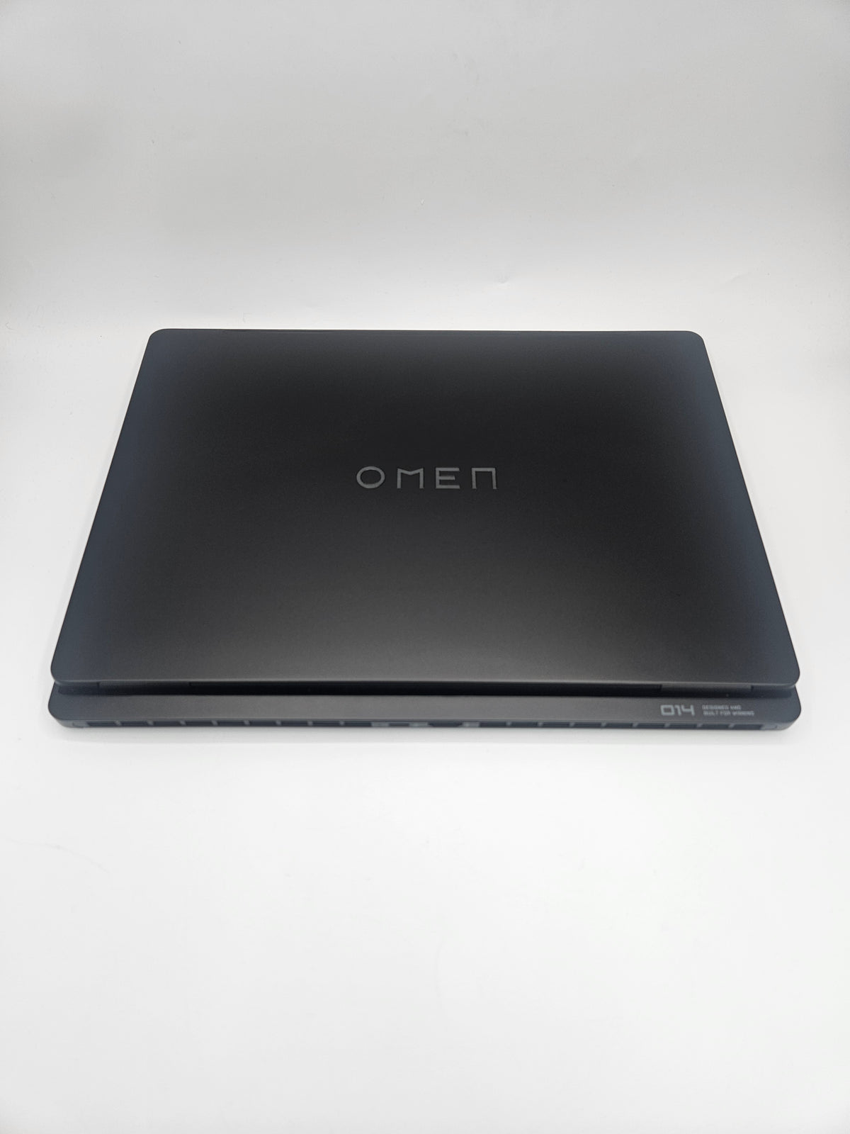 OMEN Transcend 14 gaming laptop 12-fb1505na Black, Grade A