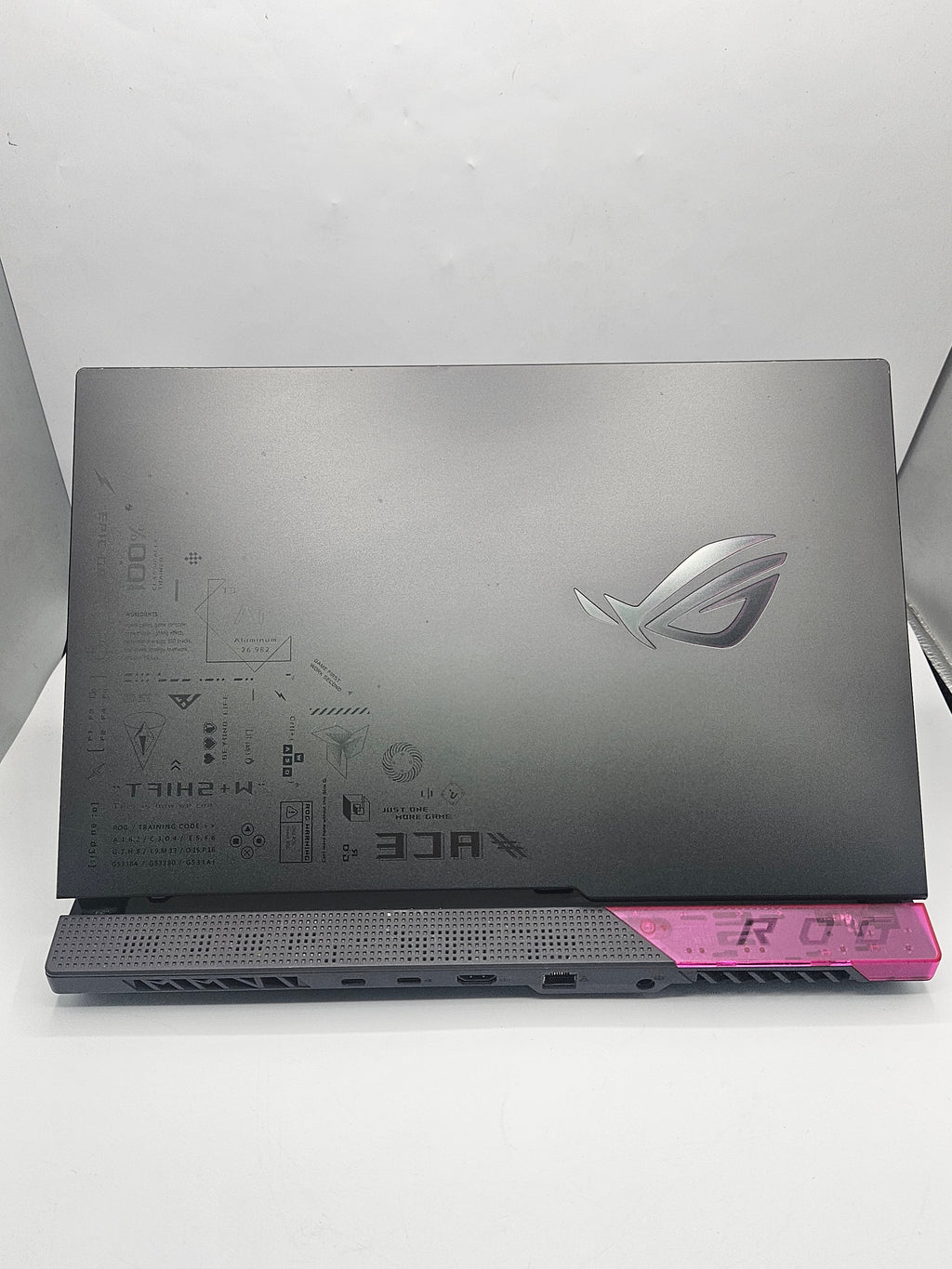 ROG strix laptop 16GB 1TB Ryzen 7 Black, Grade B