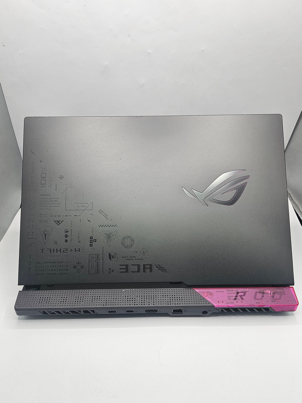 ROG strix laptop 16GB 1TB Ryzen 7 Black, Grade B