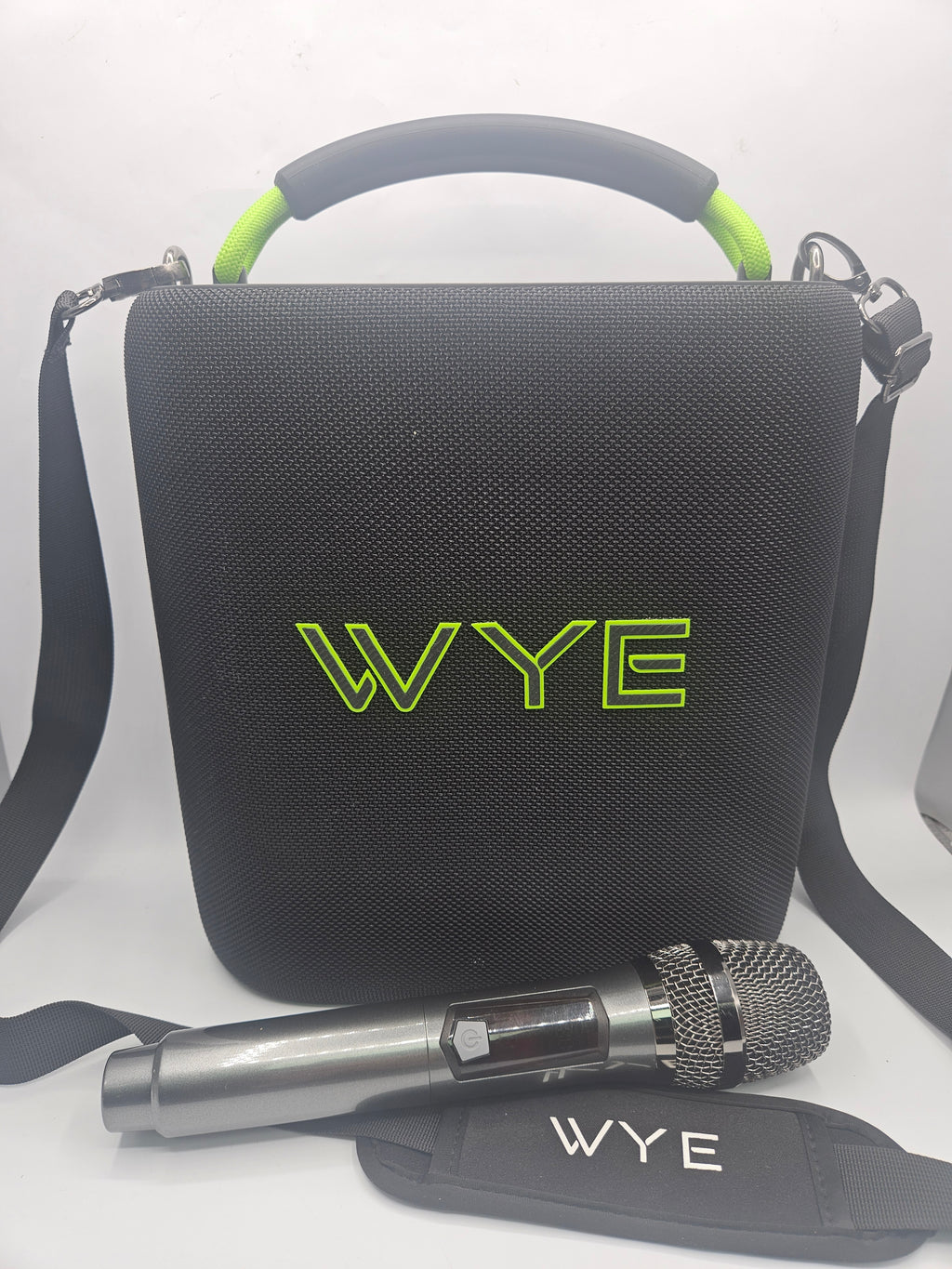 WYE 12w bluetooth speaker with mic Black, Grade B