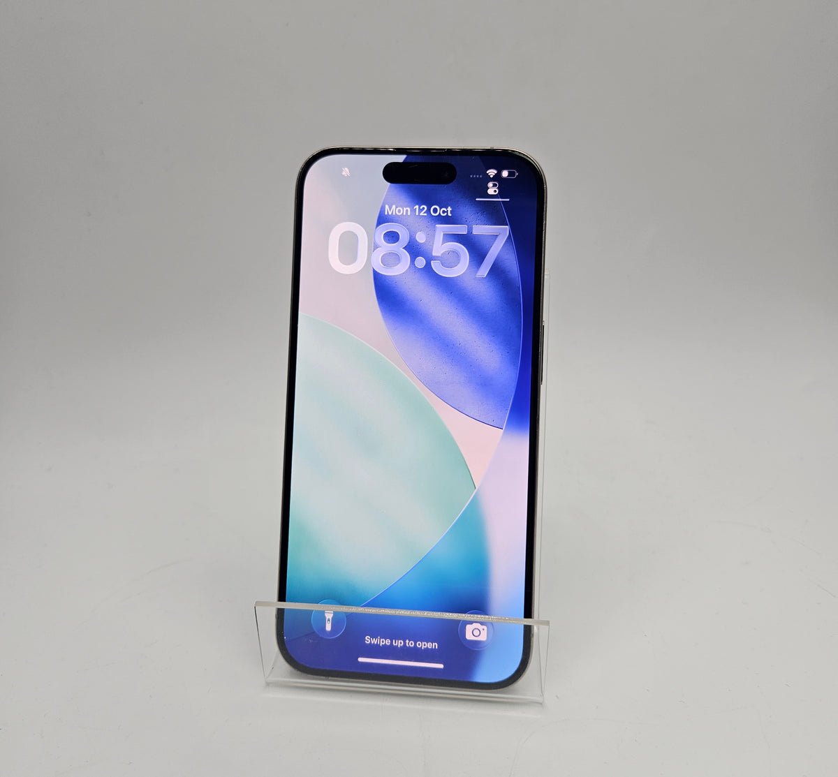 Apple iPhone 15 Pro 128GB Silver, Grade B