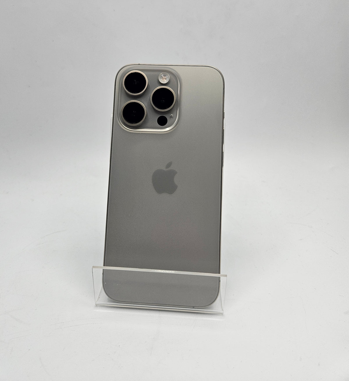 Apple iPhone 15 Pro 128GB Silver, Grade B