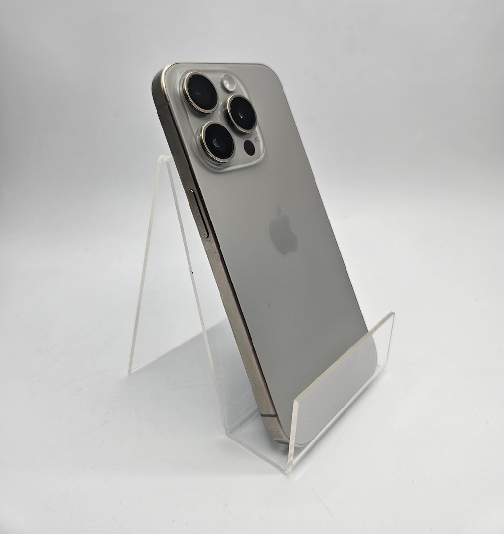 Apple iPhone 15 Pro 128GB Silver, Grade B