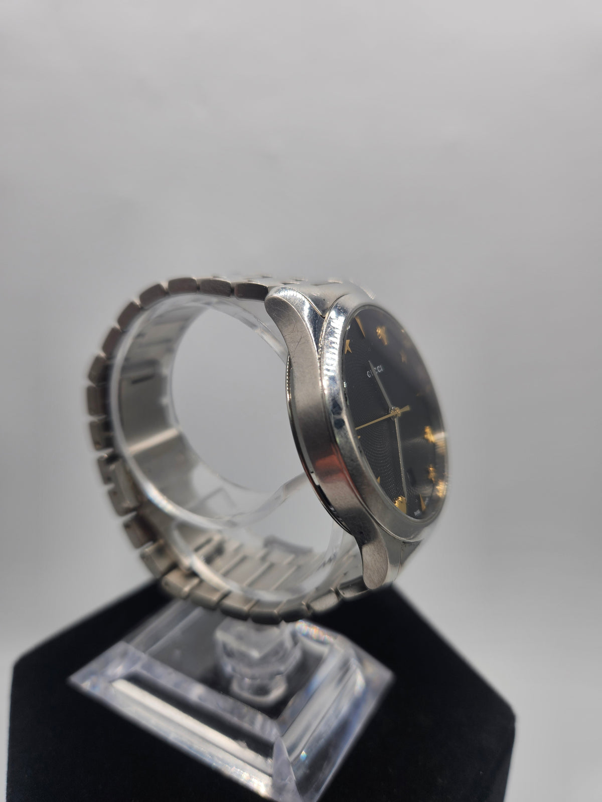 Gucci G timeless watch Silver, Grade B