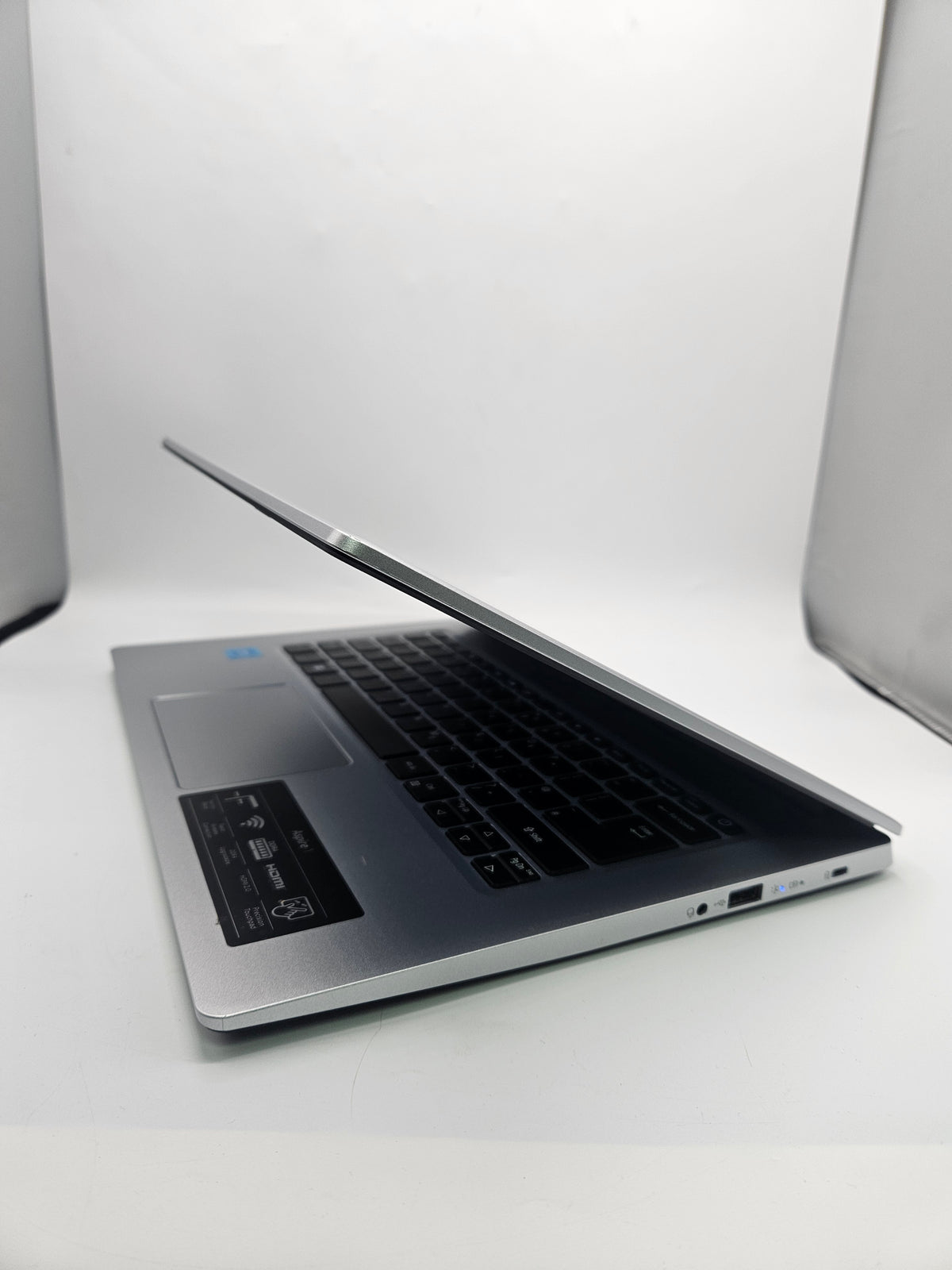 Acer Aspire 1 64GB Silver, Grade B