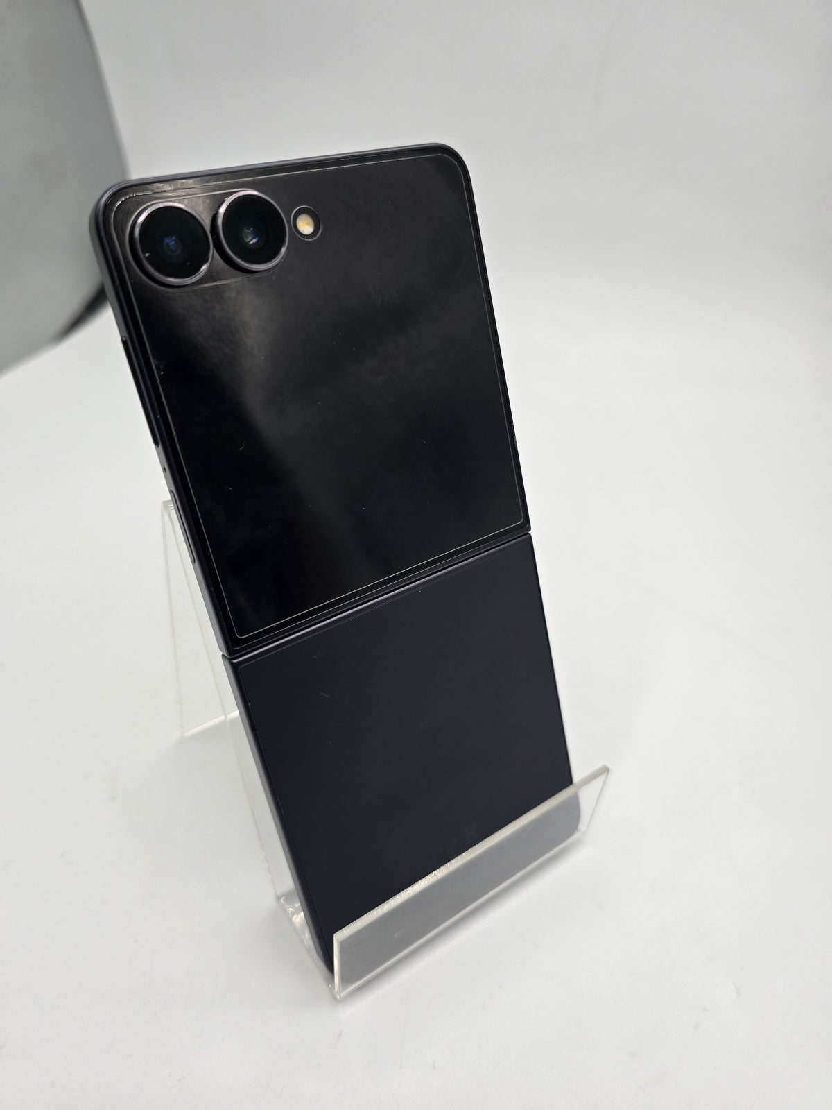 Samsung Galaxy Z Flip 7 512GB Black, Grade B