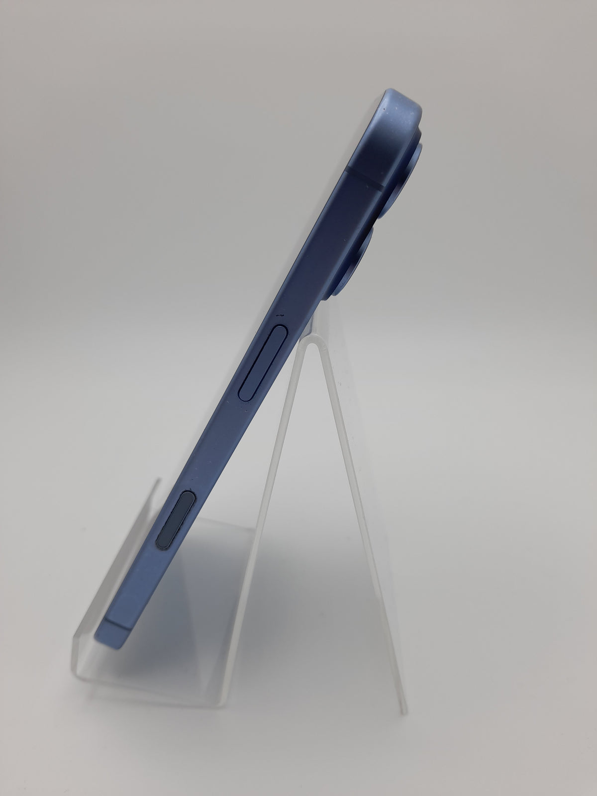 Apple iPhone 17 256GB Mist Blue, Grade B