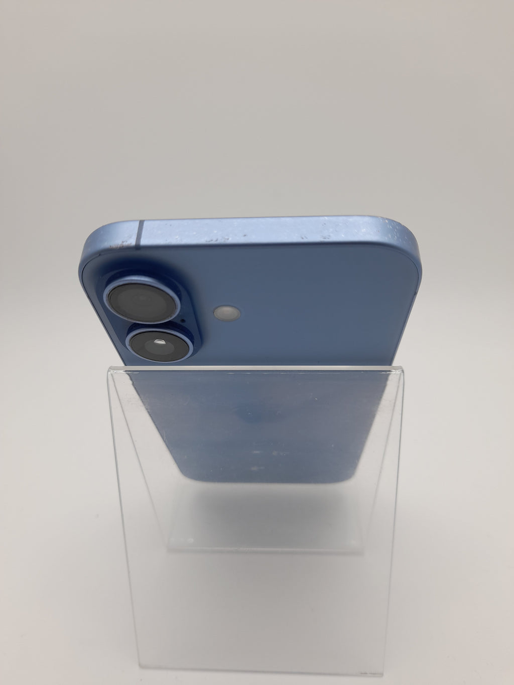 Apple iPhone 17 256GB Mist Blue, Grade B