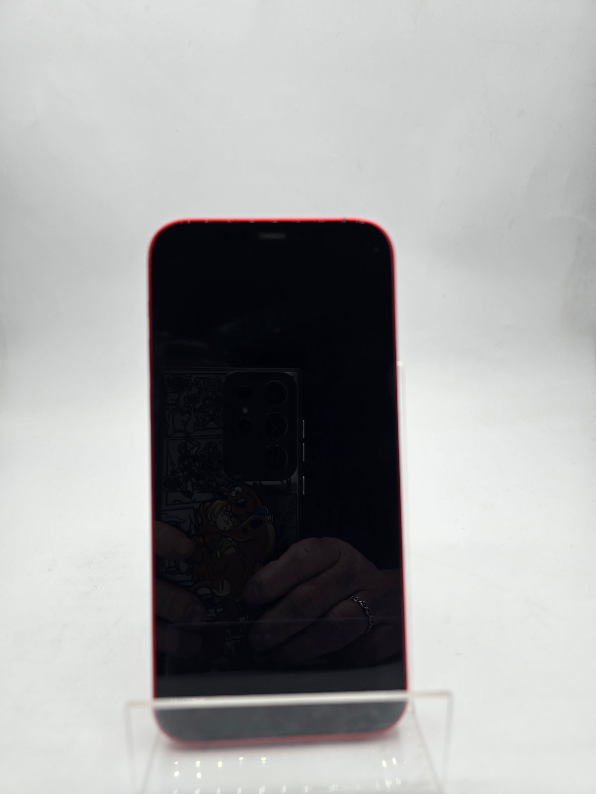 Apple iPhone 12 64GB Red, Grade C, pre owned at Mintro