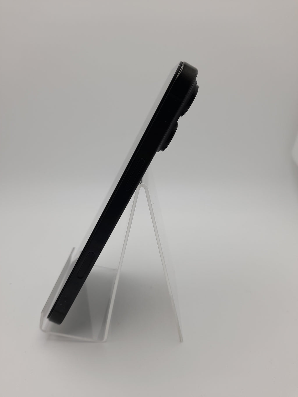 Apple iPhone 16 Pro Max 256GB, Black Titanium, Grade b