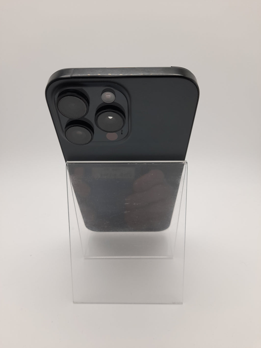 Apple iPhone 16 Pro Max 256GB, Black Titanium, Grade b