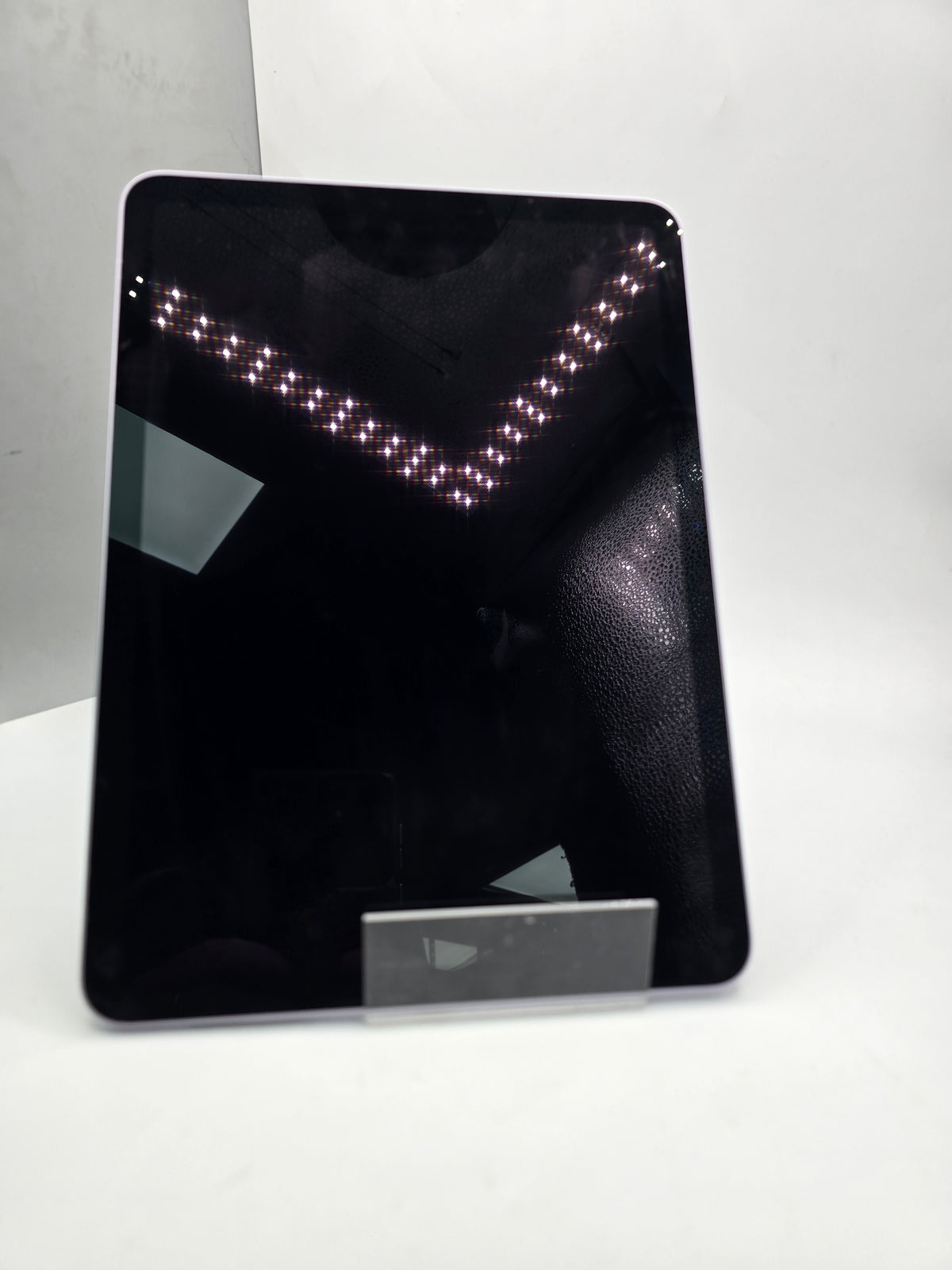 Apple iPad Air M2 256GB Violet, Grade B, pre owned at Mintro
