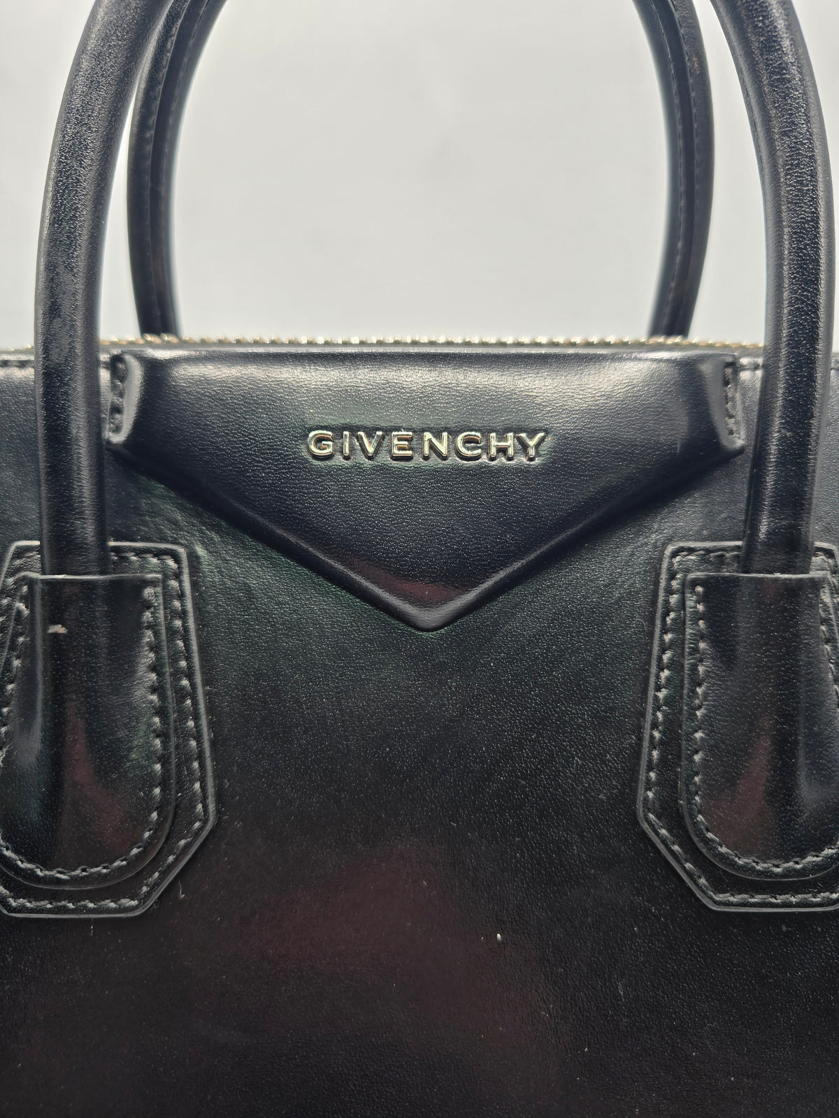 Givenchy Antigona Medium Handbag Black, Grade B