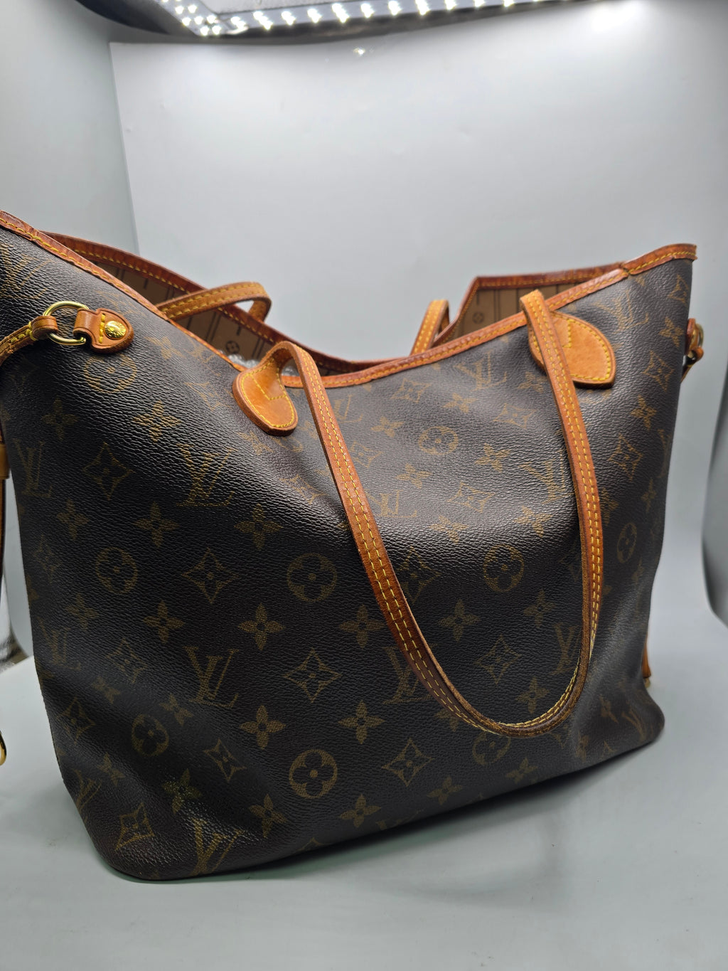 Louis Vuitton Neverfull Tote Bag, Grade B