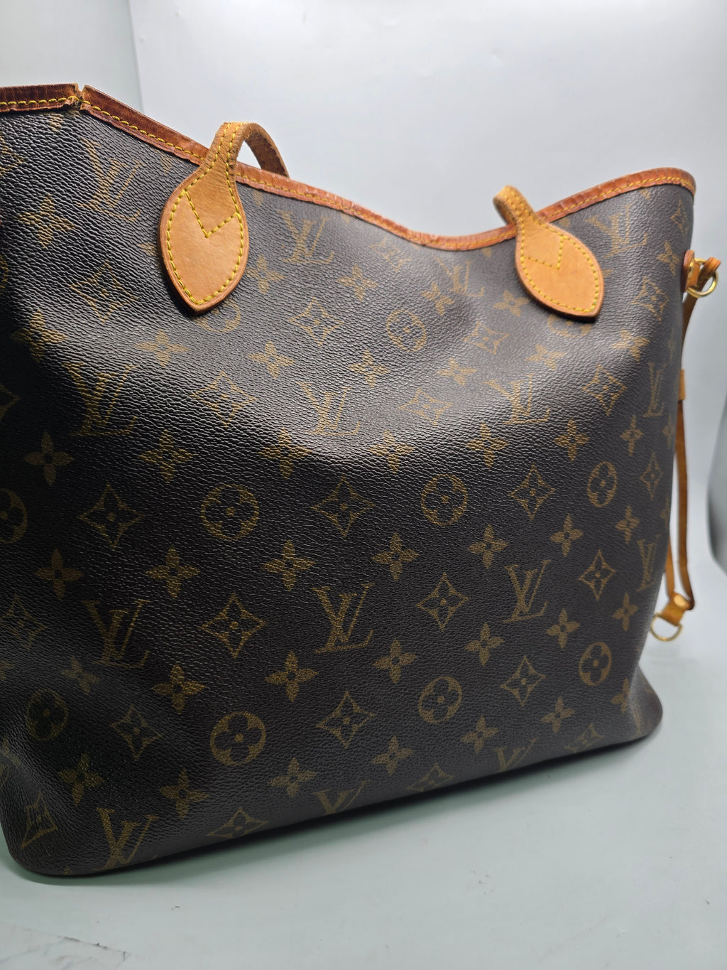 Louis Vuitton Neverfull Tote Bag, Grade B