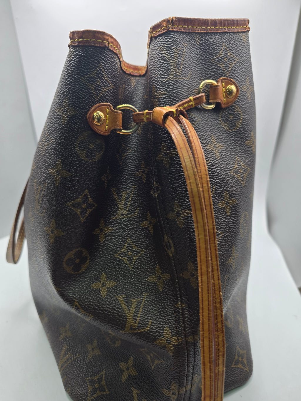 Louis Vuitton Neverfull Tote Bag, Grade B