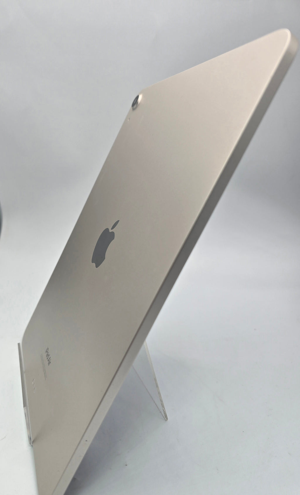 iPad Air 5th Gen 64GB Silver, Grade B