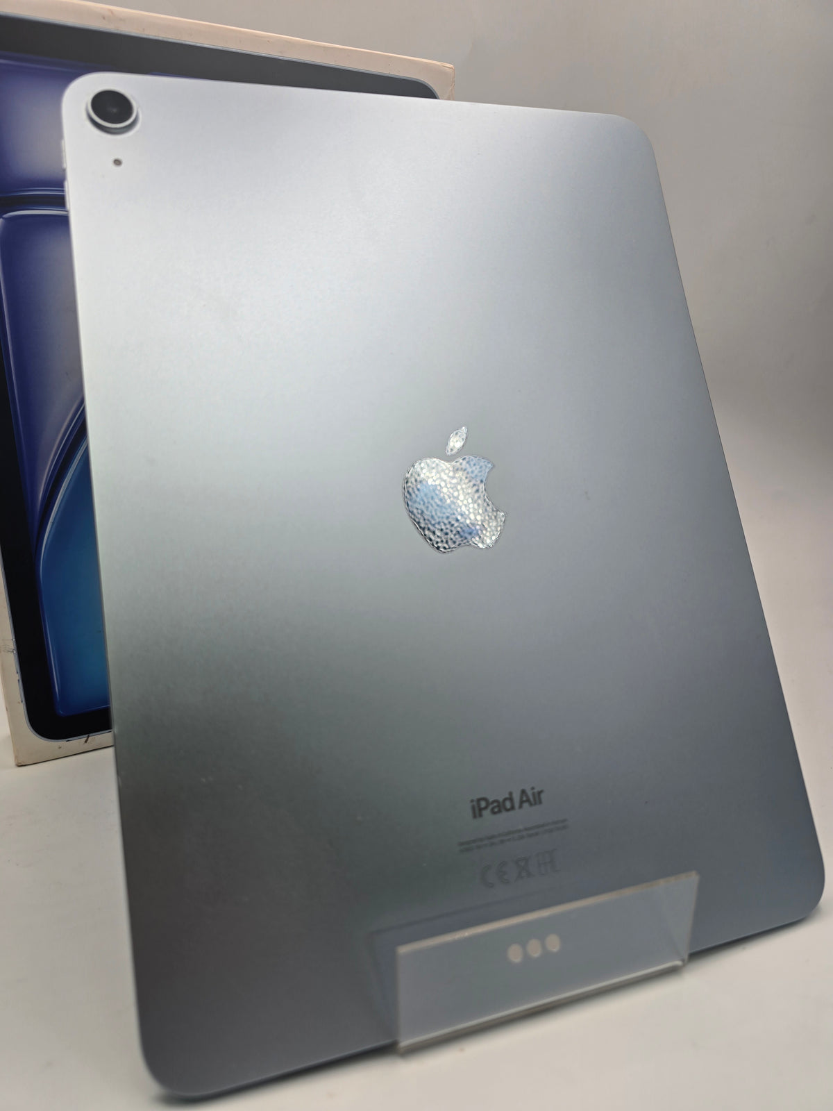 Apple iPad Air 11" M2 Wi-Fi Blue, Grade B