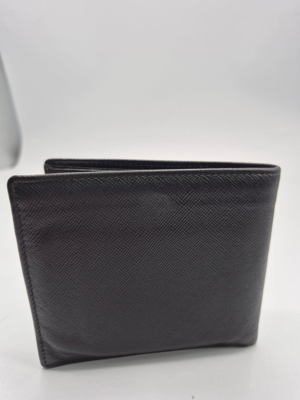 Prada Wallet Black, Grade B