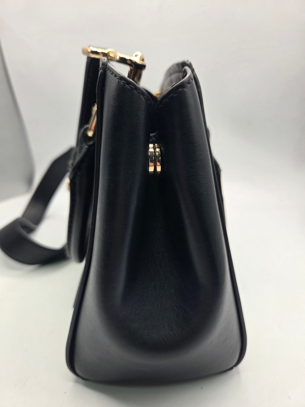 Michael Kors Benning Satchel Black, Grade B