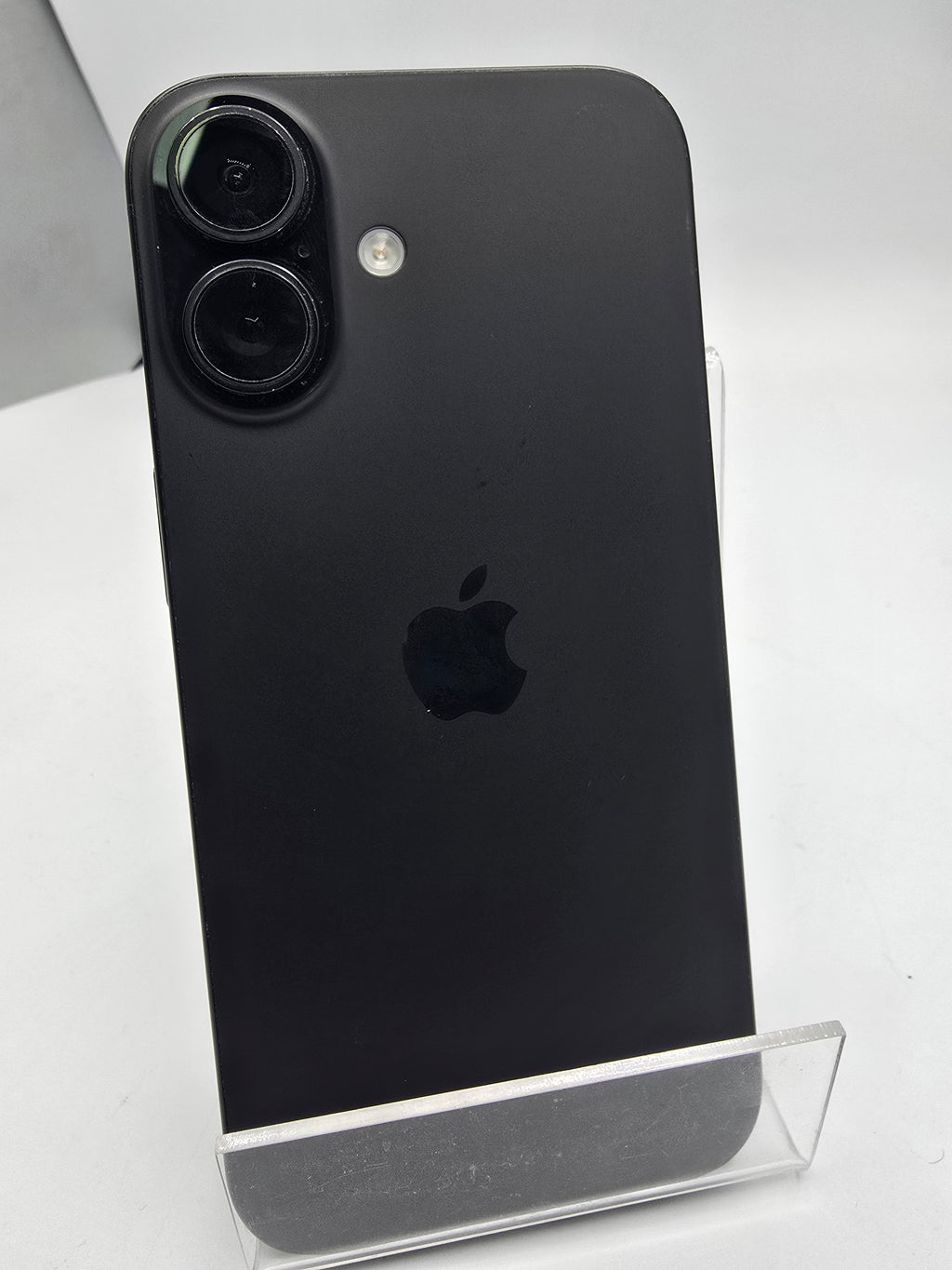 Apple iPhone 16 128GB Black, Grade B