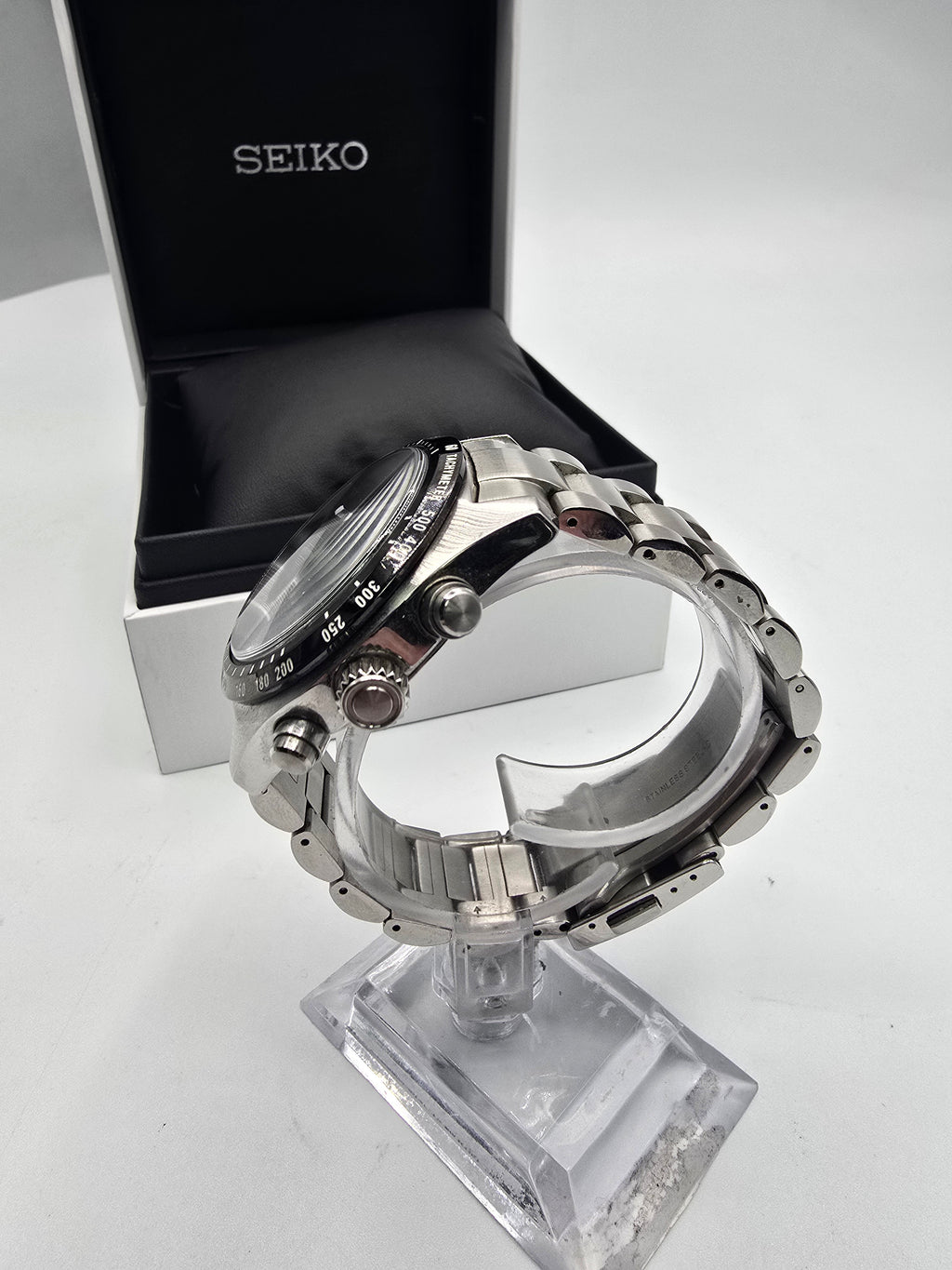 Seiko Prospex Speedtimer, Grade B