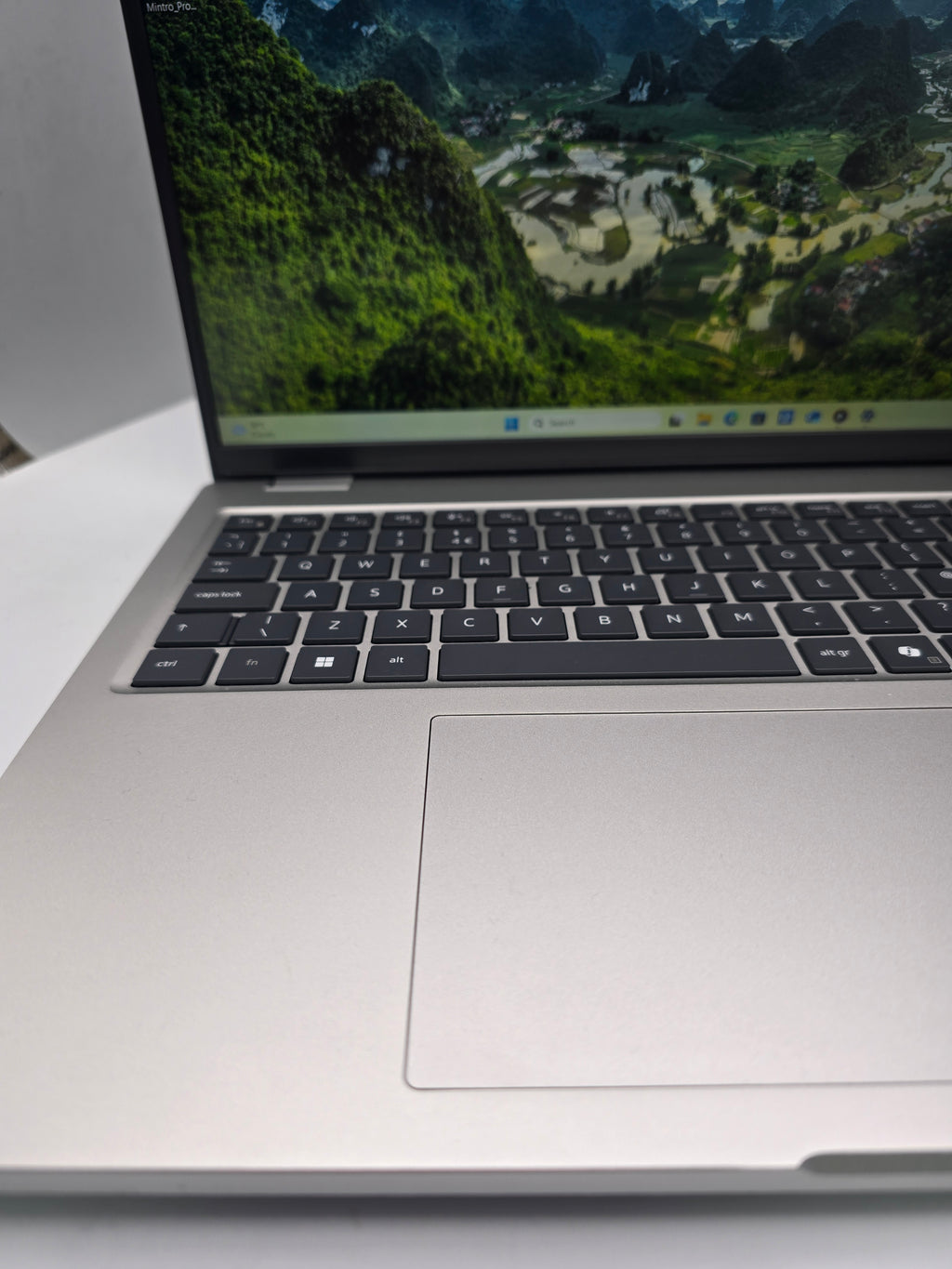 Dell Pro 16 Plus PB16250 16GB RAM 256GB SSD Silver, Grade B