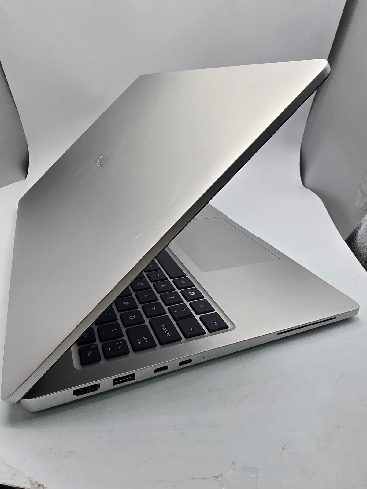 Dell Pro 16 Plus PB16250 16GB RAM 256GB SSD Silver, Grade B