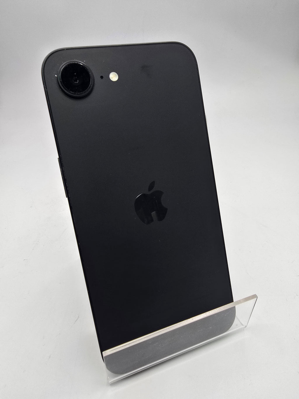 Apple iPhone 17e 256GB Black, Grade B