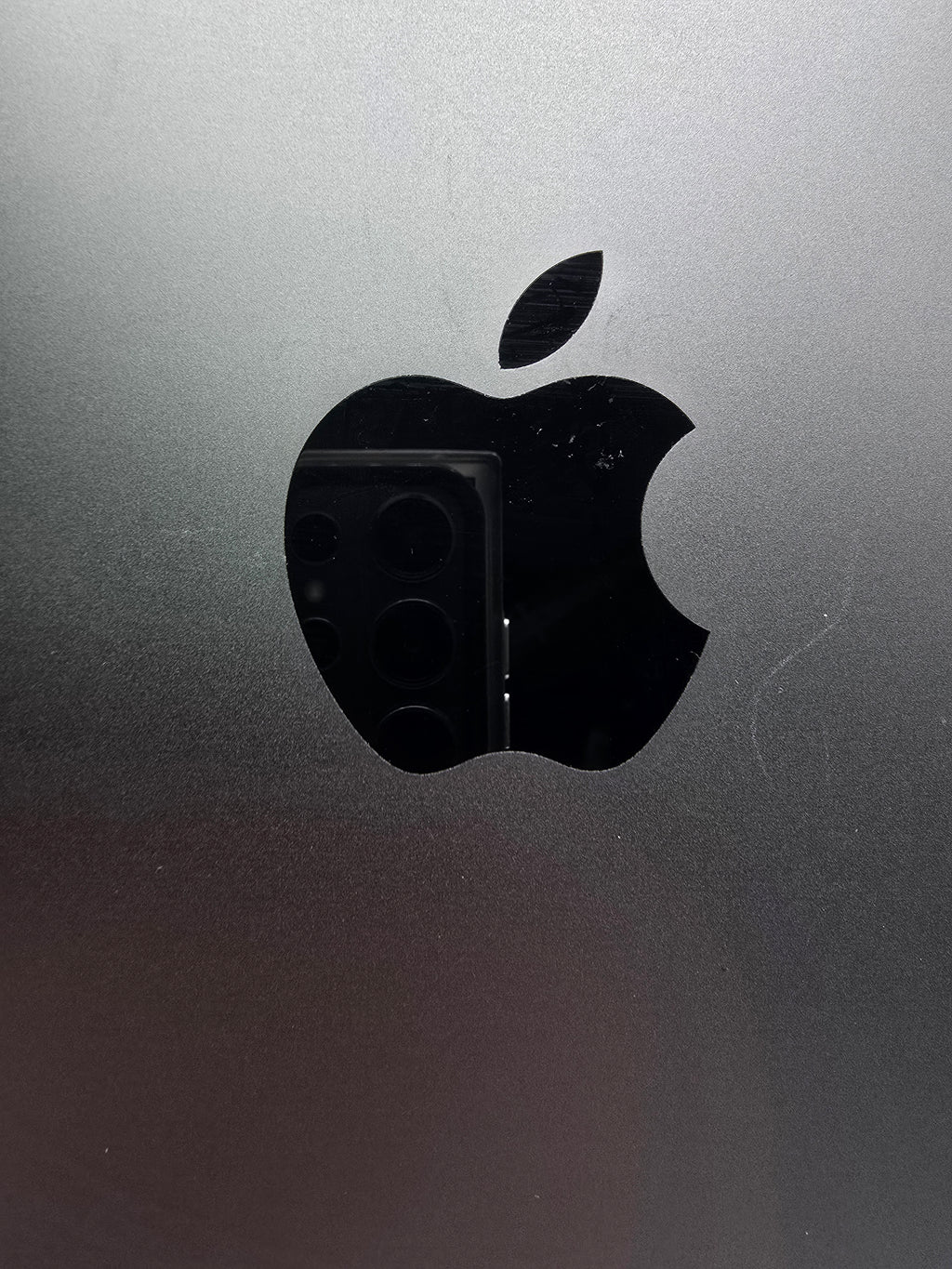 Apple MacBook Pro 14" M3  8GB 512GB, Grade B
