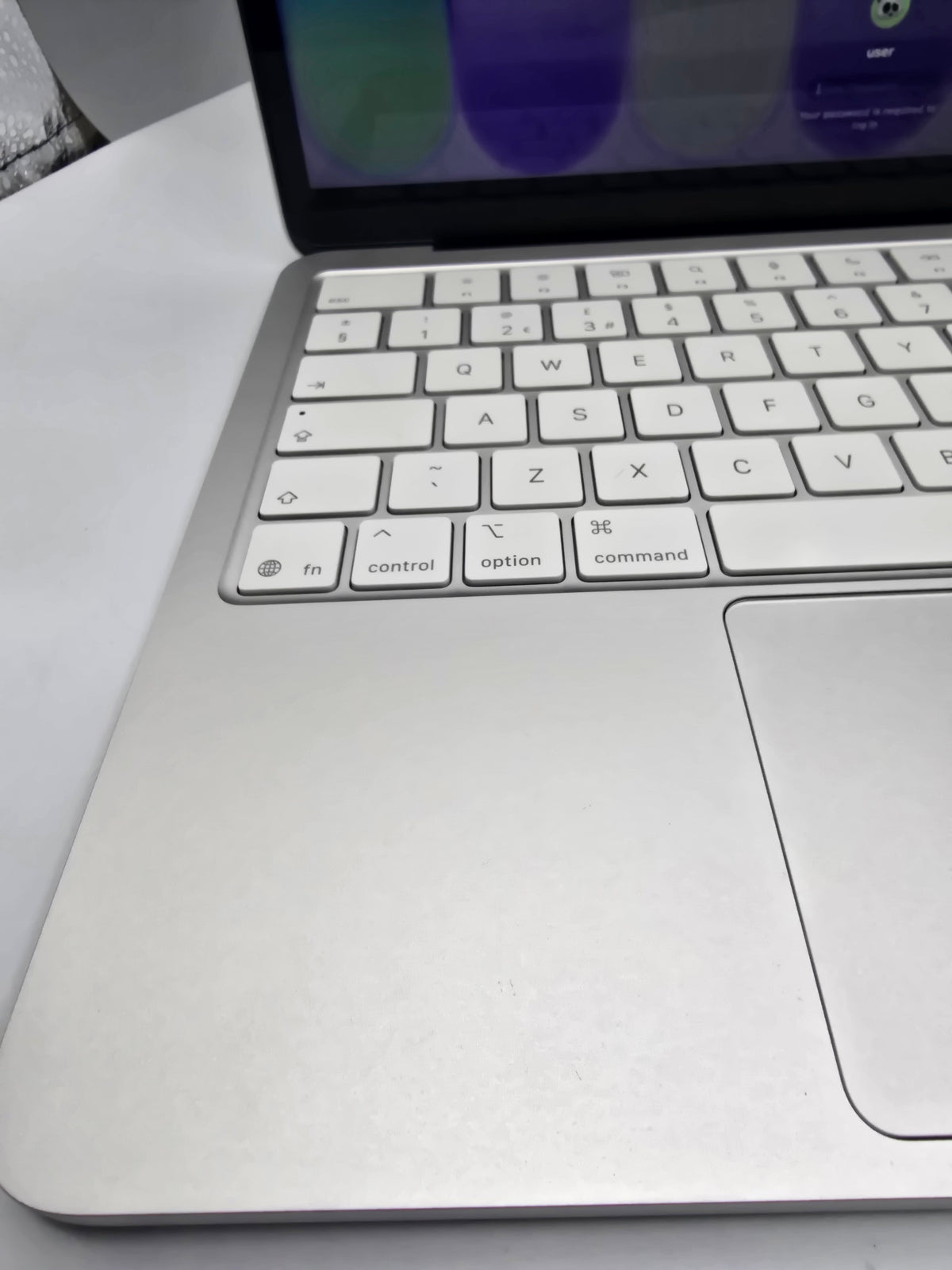 Apple MacBook Neo 256GB silver, Grade B