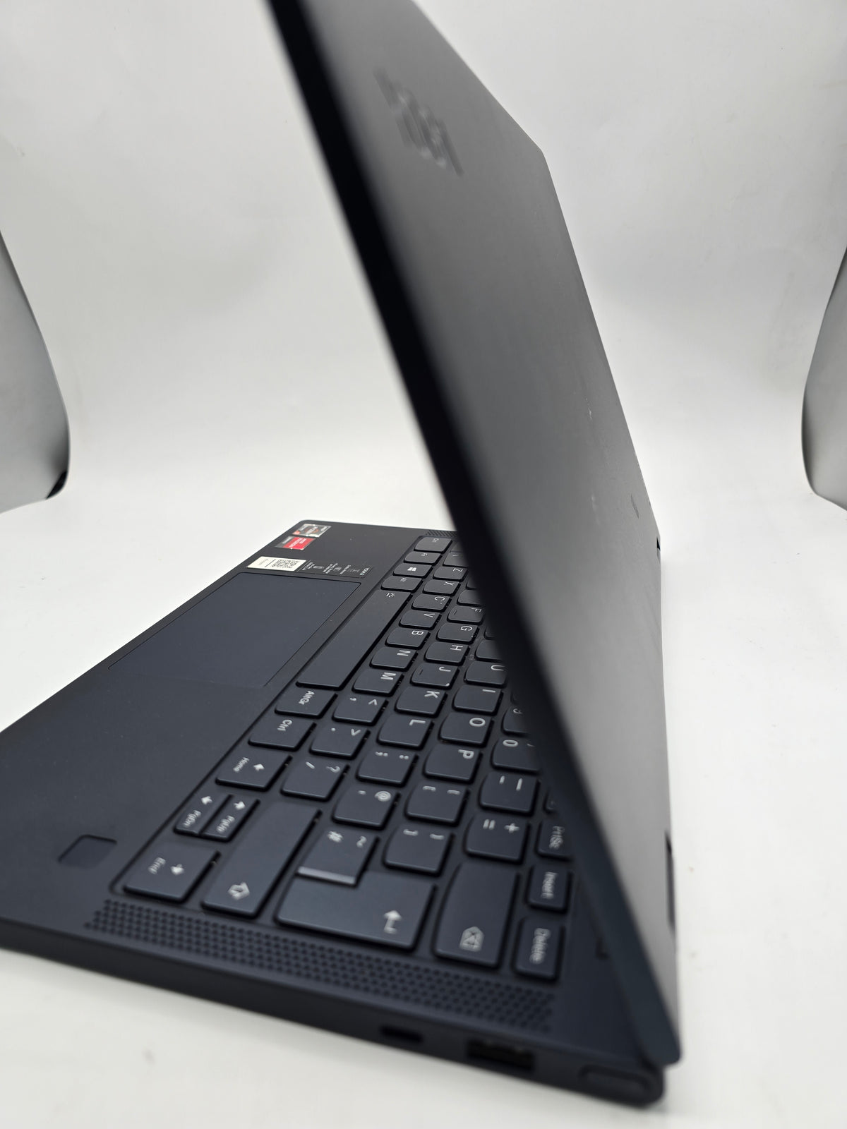 Lenono Yoga 6 13alc6 8GB RAM 256GB Black, Grade B