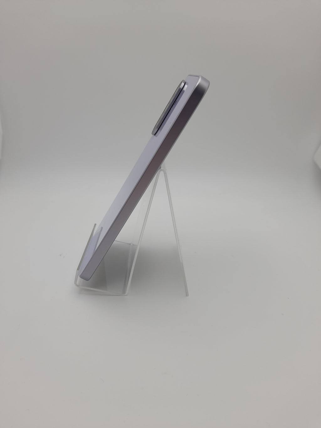 Samsung Galaxy A36 256GB Awesome Lavender, Grade B