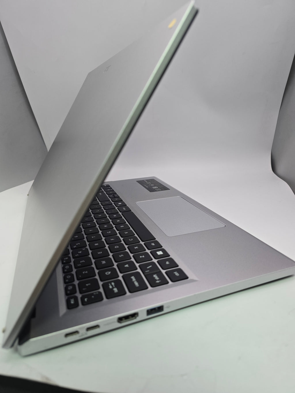 Acer Aspire AG15 32P Silver, Grade B