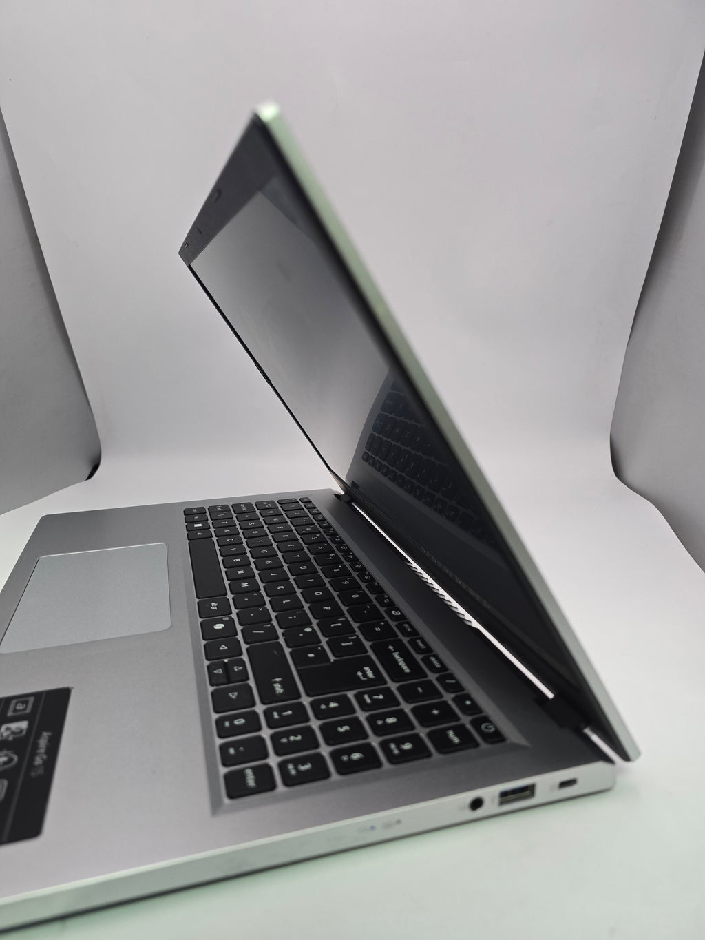 Acer Aspire AG15 32P Silver, Grade B