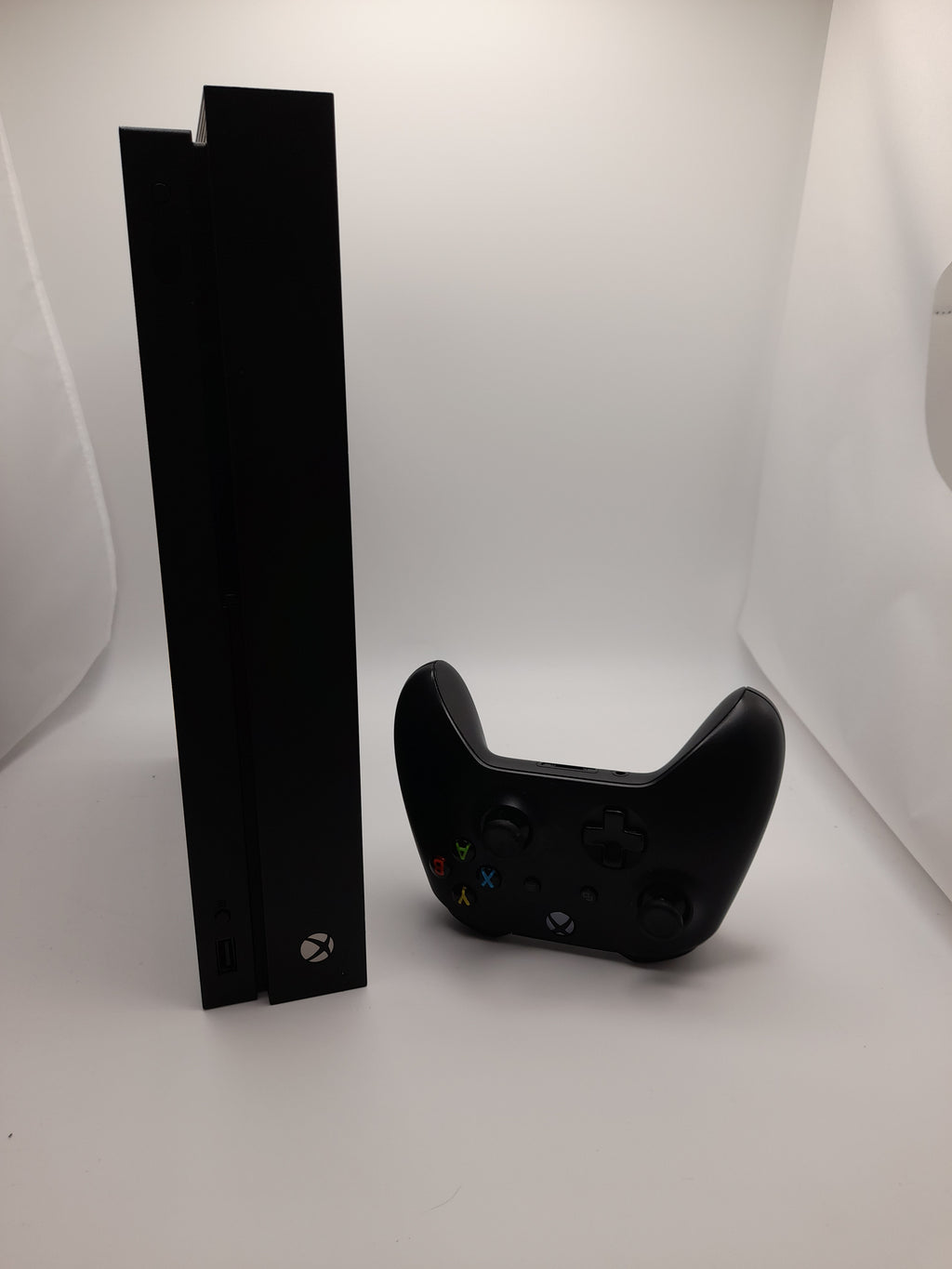 Microsoft Xbox One X 1TB Black, Grade B