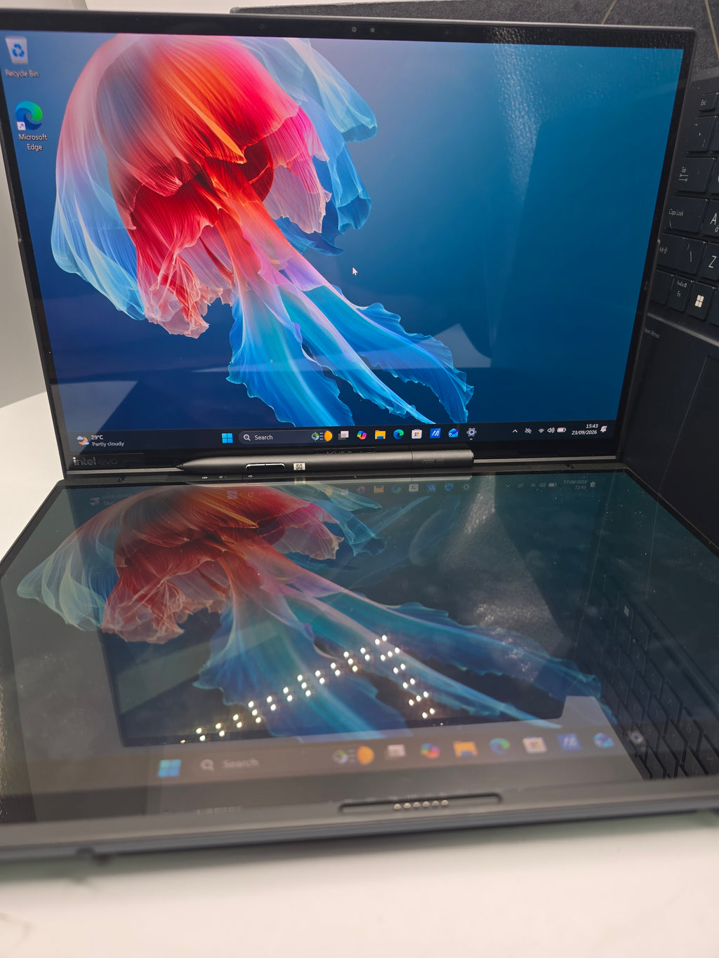 Asus Zenbook Duo 16GB 16GB Ram  1TB SSD Ultra 7  Black, Grade B