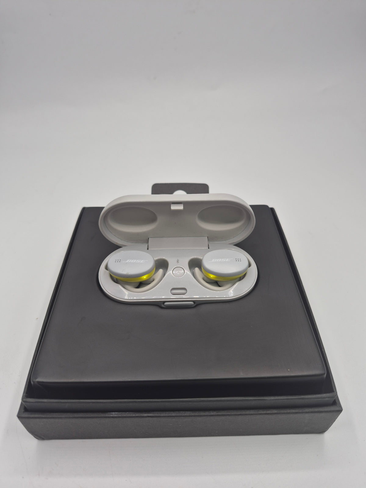 Bose sport 427929 earbuds Grey, Grade B