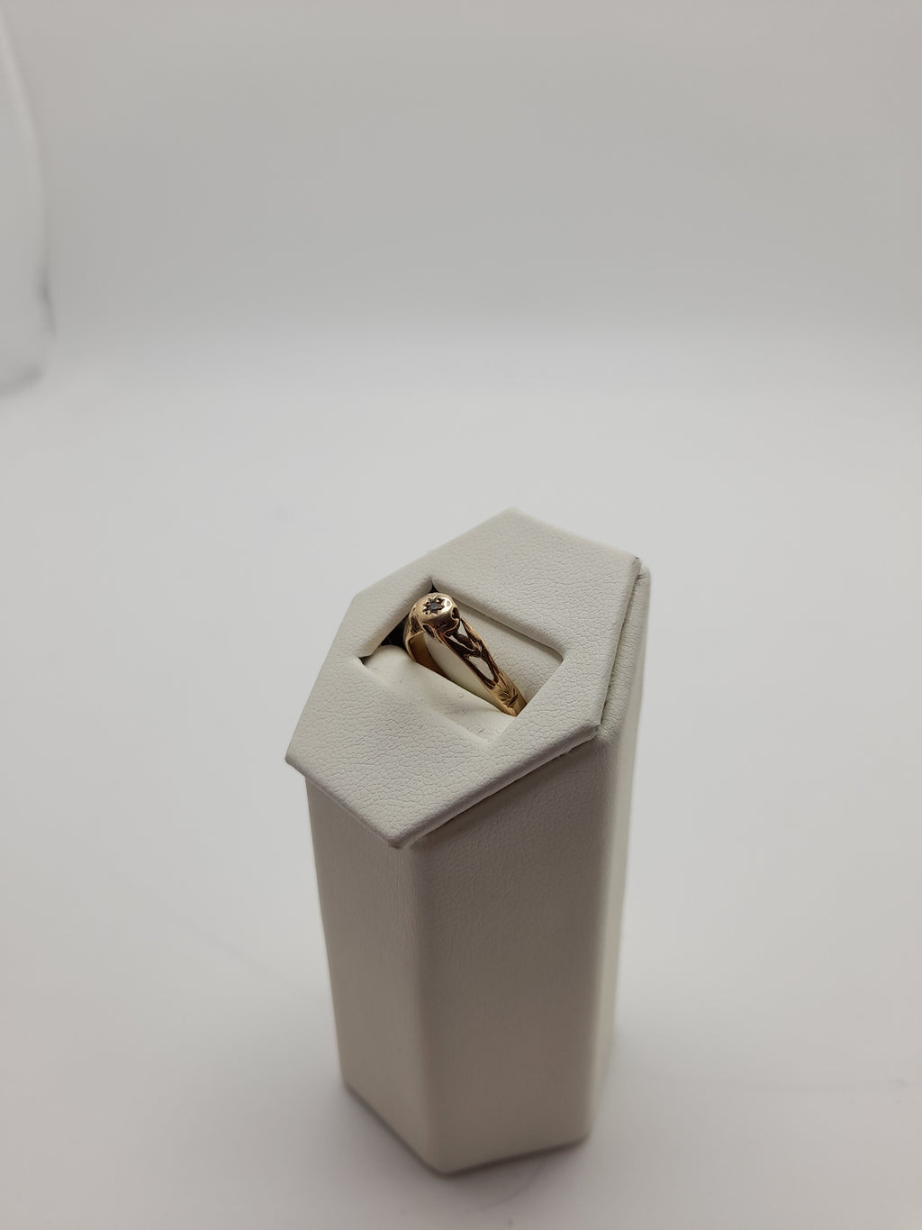 9ct,1g,Size M,Gold Ring