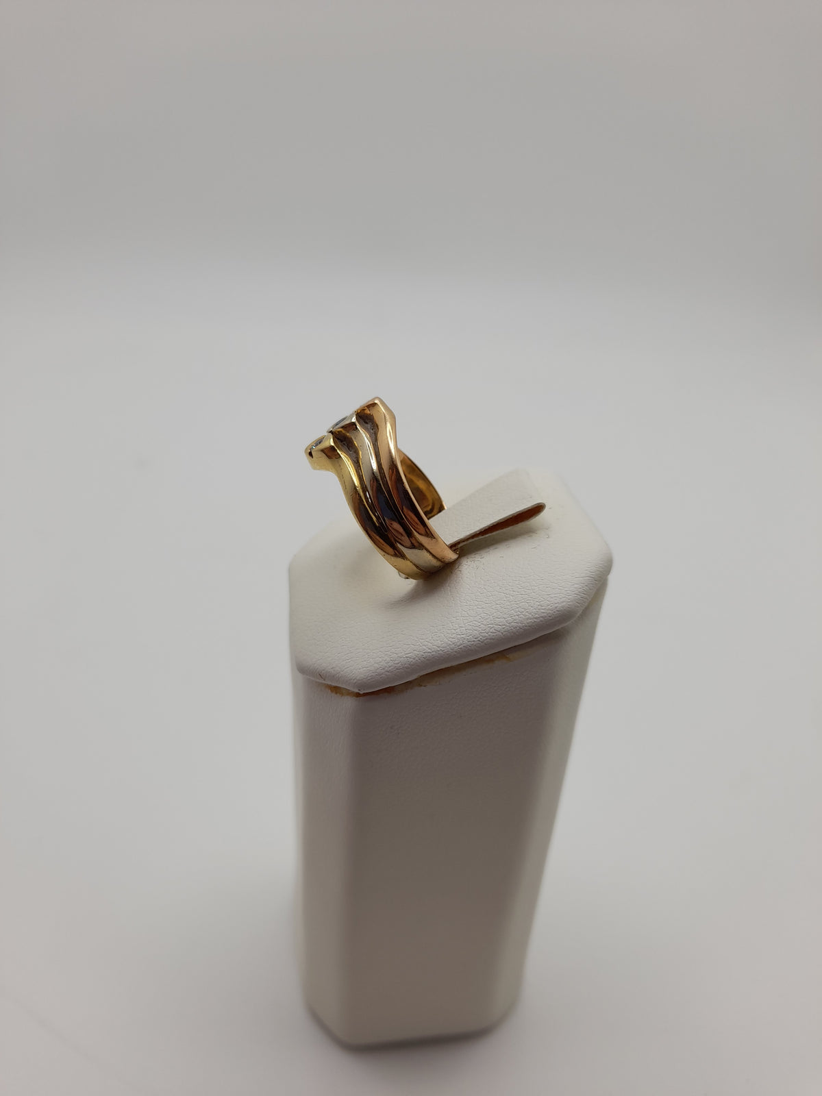 Multi-Gold Ring,9ct /18ct /22ct,6g gold ring.