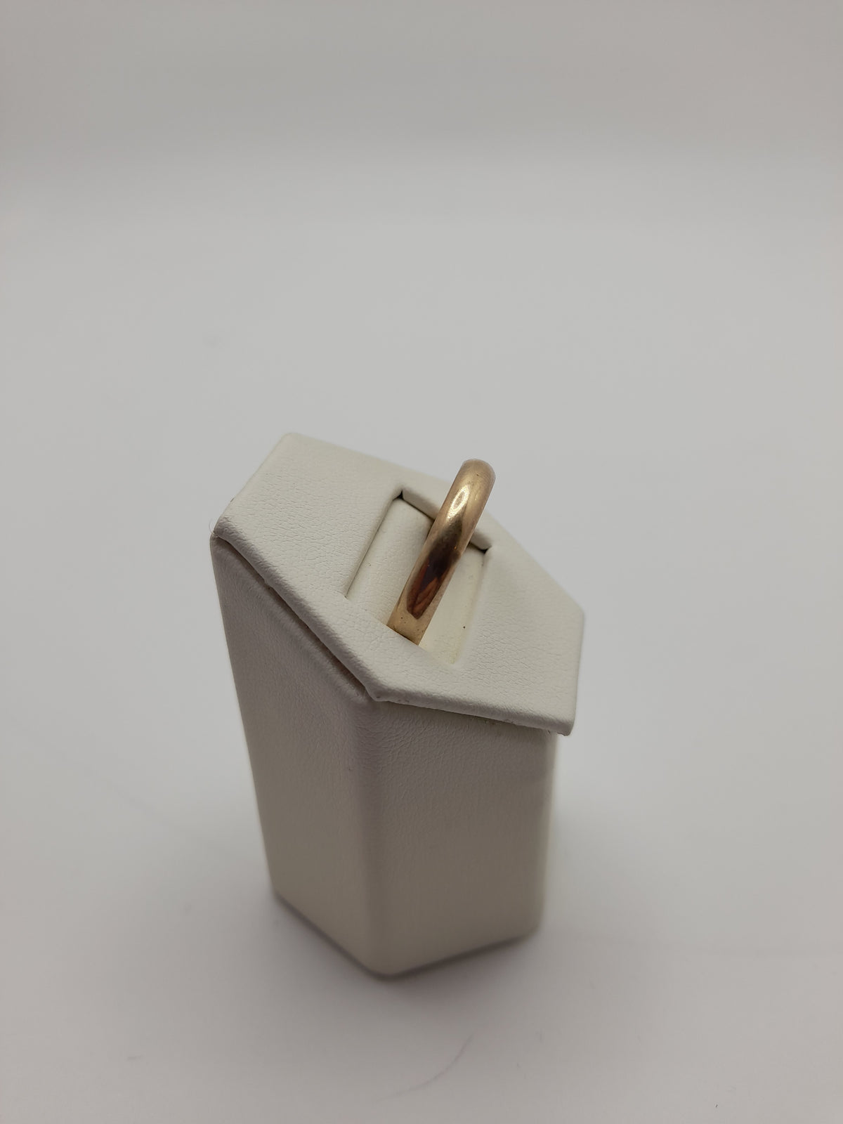 9ct,4g,Size Z,Wedding Band