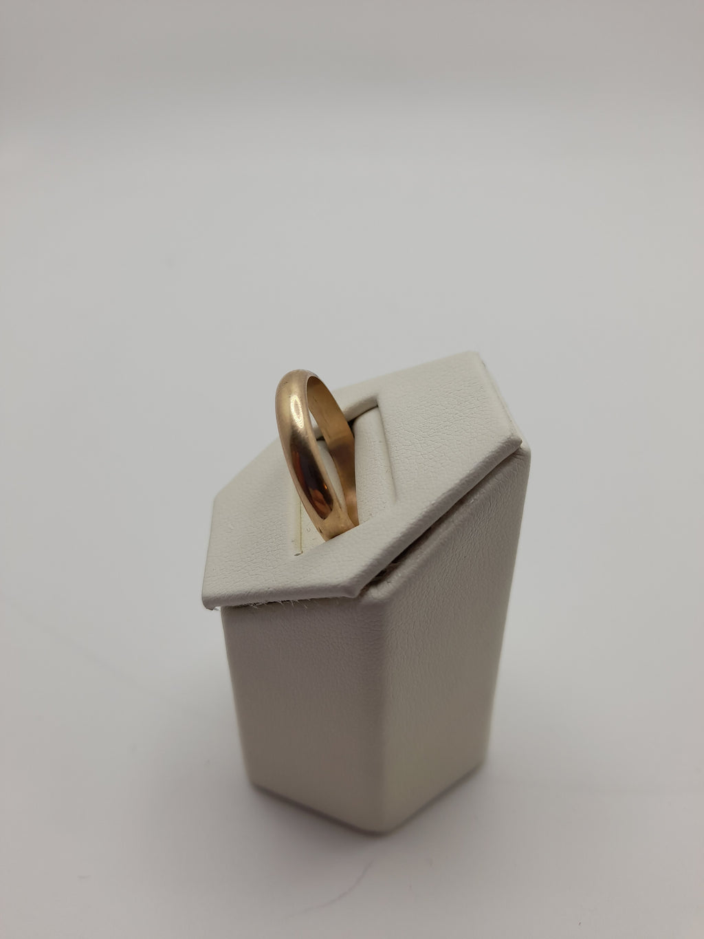 9ct,4g,Size Z,Wedding Band